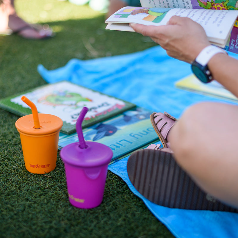 10oz-kid-s-cup-with-straw-lid-t4 10oz_kids_cups_straw_reading_blanket_square.jpg