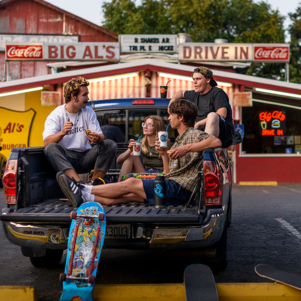 16oz-pint-cup-santa-cruz-t7 16oz_pints_santa_cruz_2_vacationdot_wavedot_skaters_truckbed_square.jpg