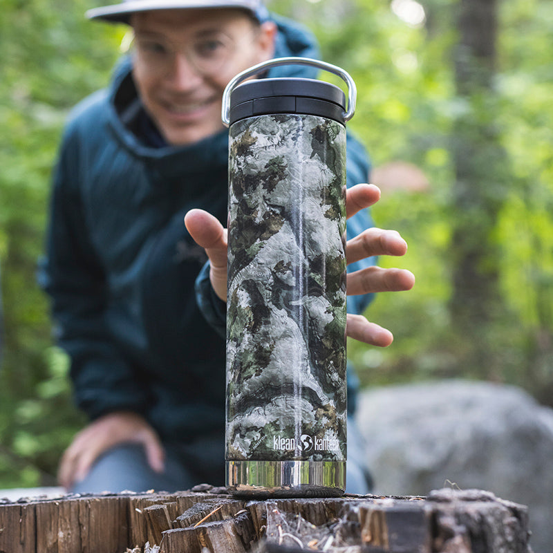 20oz-tkwide-with-twist-cap-mossy-oak-g5 20oz_bottle_twist_mossyoak_terragila_closeup_square.jpg