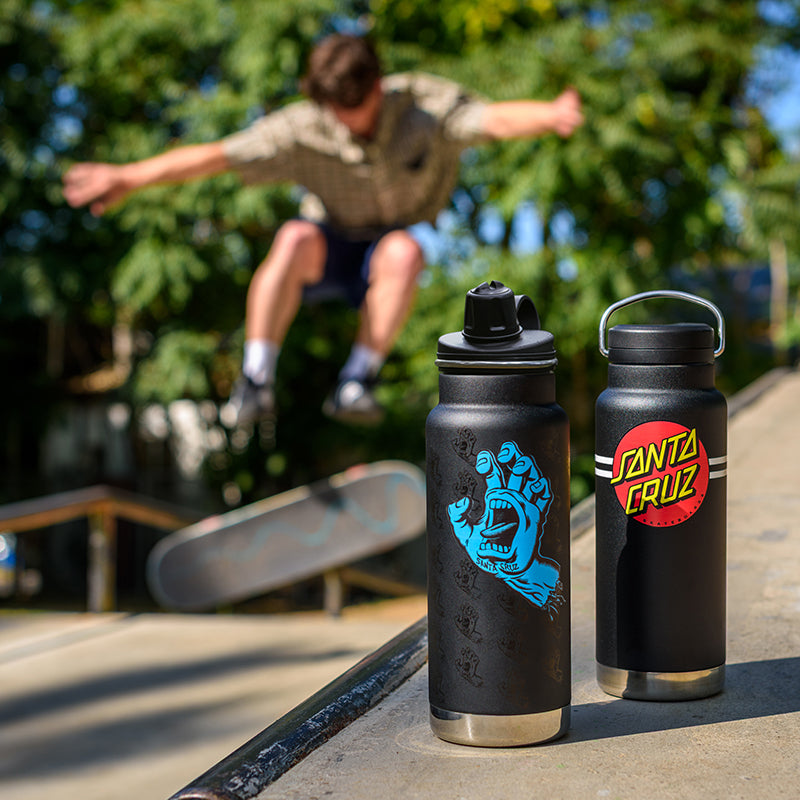 32oz-tkwide-with-twist-cap-santa-cruz-f3 32oz_20oz_water_bottles_santacruz_skater_ramp_square.jpg