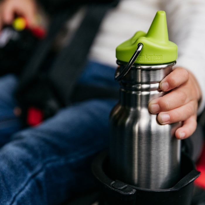 classic-kid-sippy-cap-r9 K12CNSIPPY-BS-sippy_bottle_carseat_lifestyle_6a57ff1f-474b-4c60-9003-2a6f3a064213.jpg