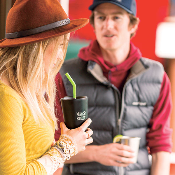 tumbler-straw-lid-with-straw-p6 K16VSSC-SB-guy-girl_style_9a499e23-5b7a-4a0d-b42e-d1b4b02627b2.jpg
