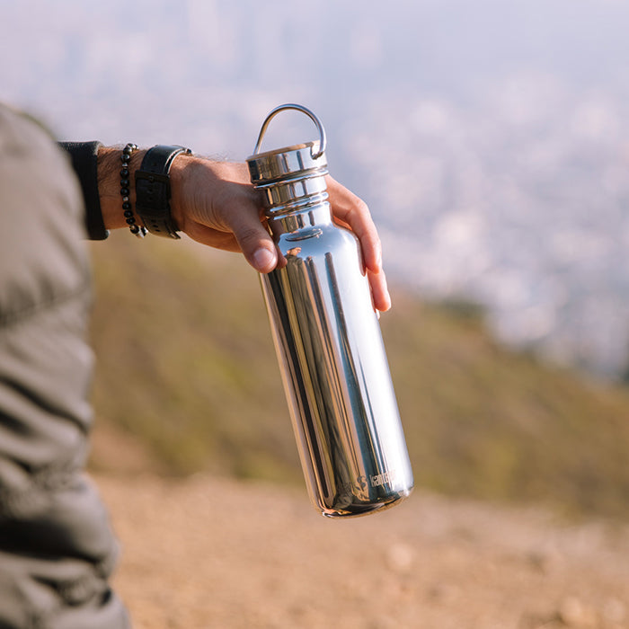 27oz-reflect-with-bamboo-cap-u0 K27SSLRF-MS-BAMBOO_reflect_bottle_hand_lifestyle.jpg