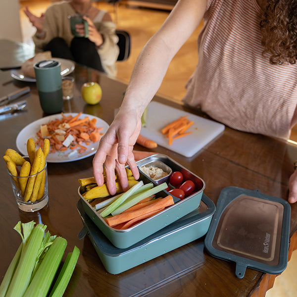 55oz-rise-food-box-big-meal-c0 rise_food_lunch_box_big_meal_veggie_dividers_square.jpg