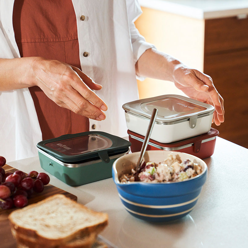 23oz-rise-food-box-lunch-o7 rise_food_lunch_box_kitchen_stack_bowl_square.jpg